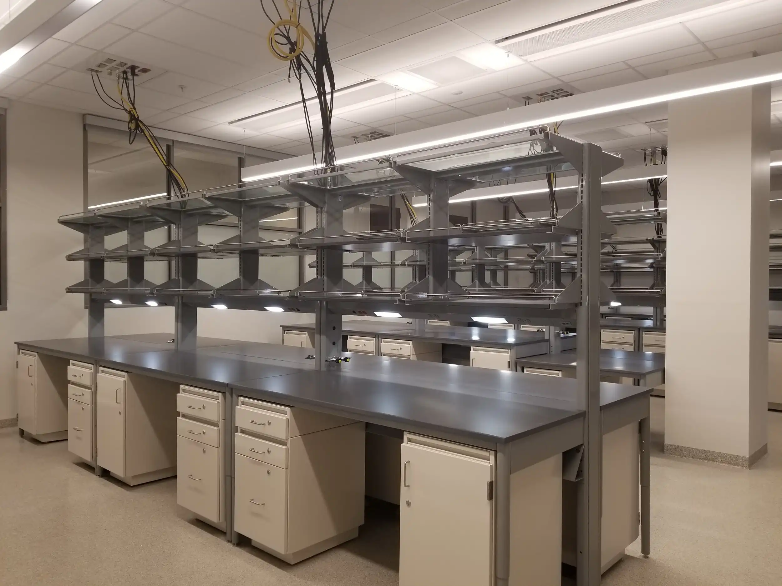 ICI+Lab+Benches+-+LBD-1