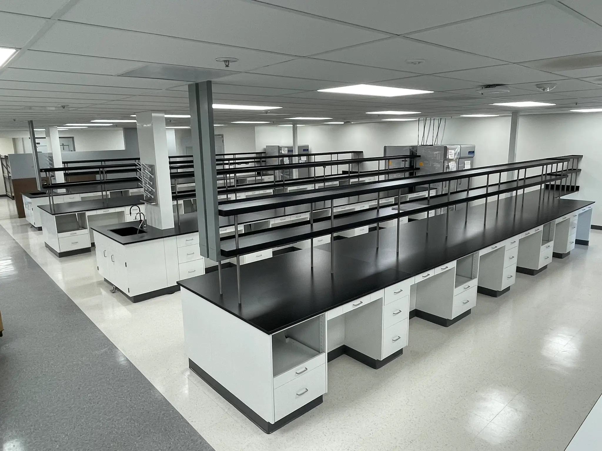 labbydesign-cabinet-3